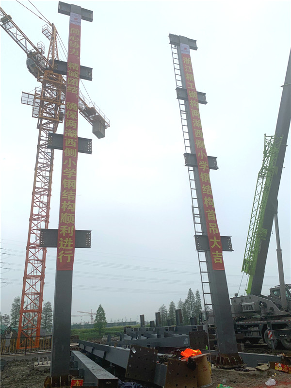 1619080694494335.jpg 首吊现场图片1_.jpg